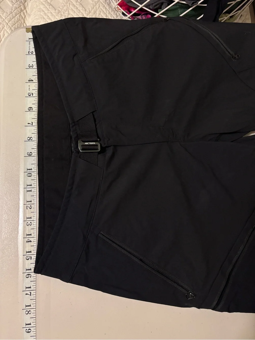Arcteryx Mens Palisade Shorts Size 32 Cargo Performance Hiking Gorpcore Athletic